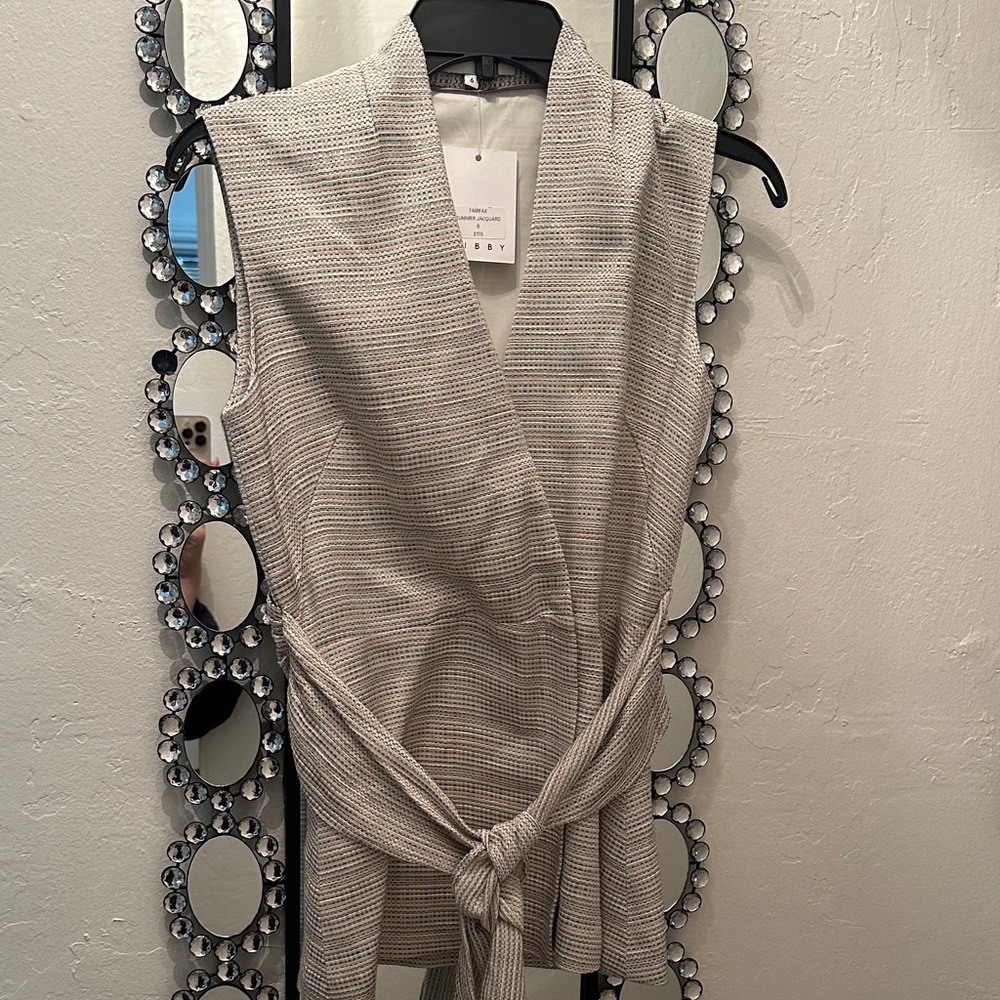 Libbey Sleeveless Wrap Vest  with Tie Size 6- NWT!
